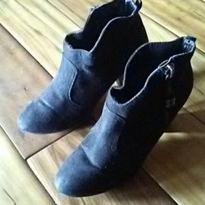 Steve Madden Black Booties